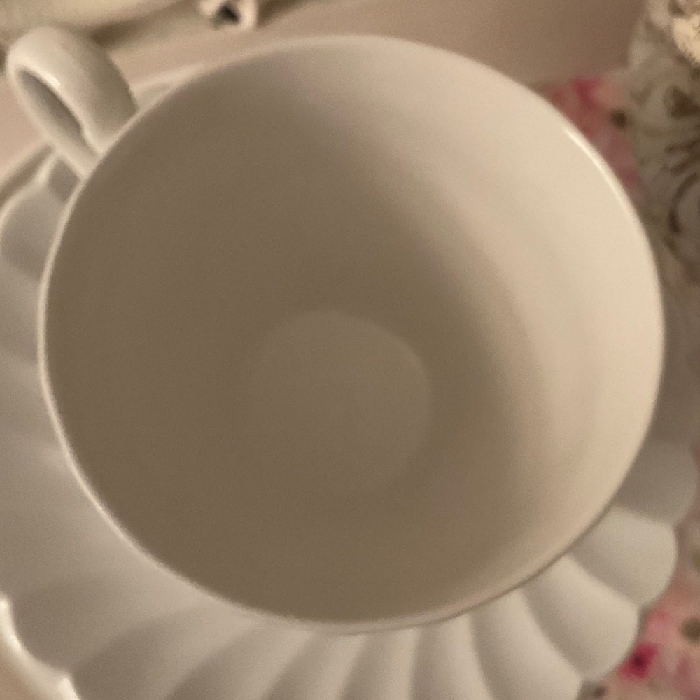 Elegant White Swirled Ironstone Teacup & Saucer - Picture 3 of 6